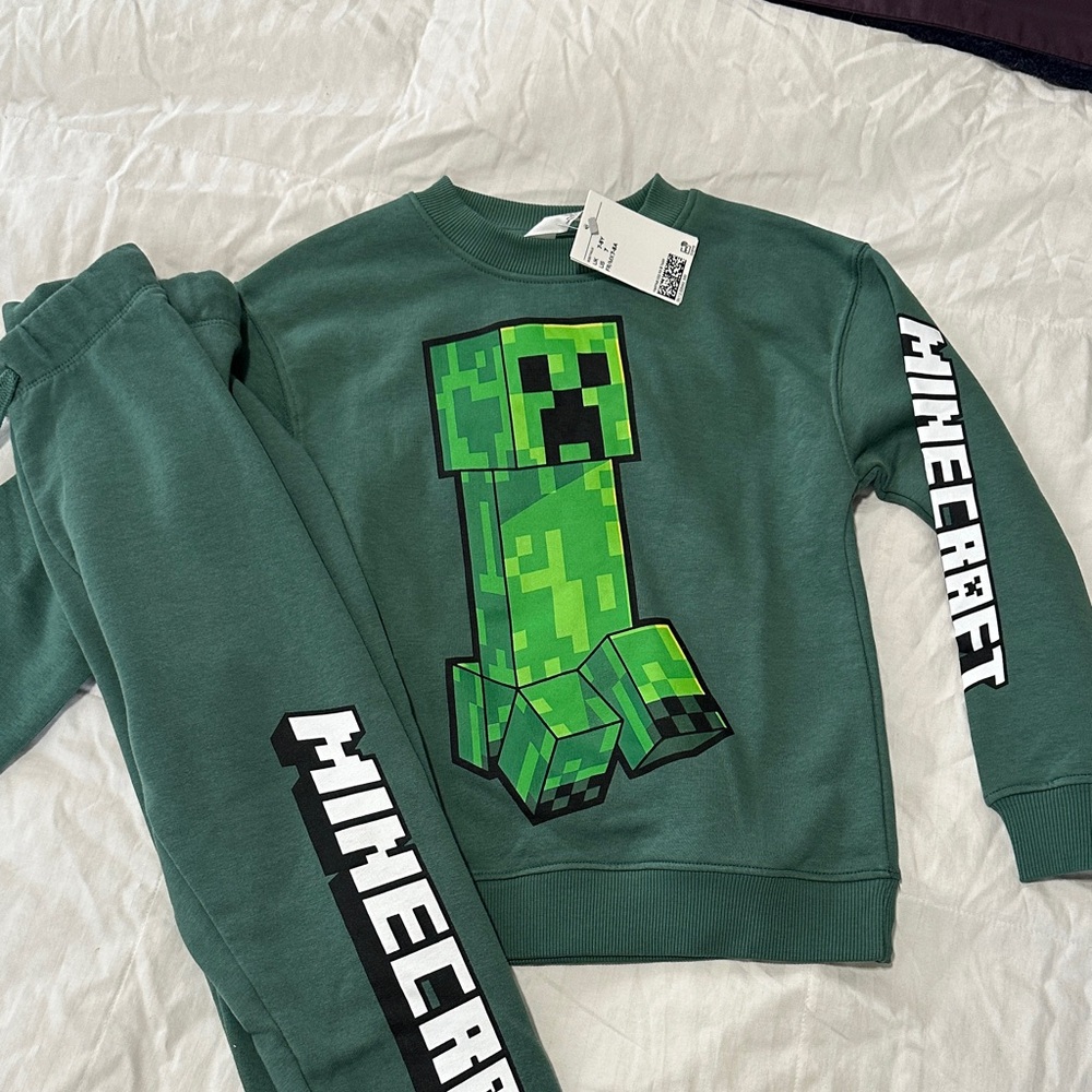 H&M Kids Green Minecraft Set